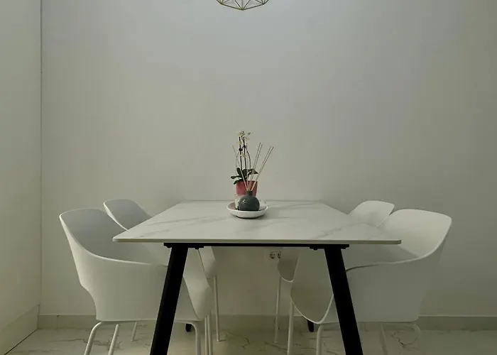 Y's Azure Horizon Apartament *