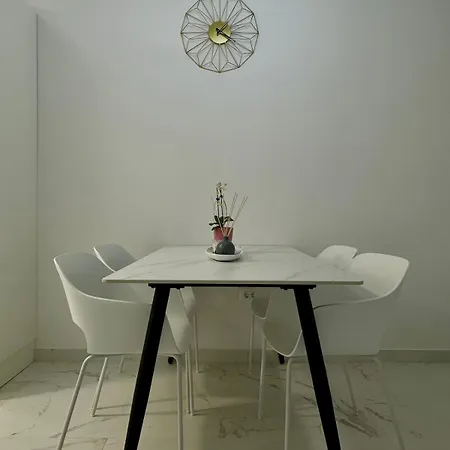 Y's Azure Horizon Apartmán *